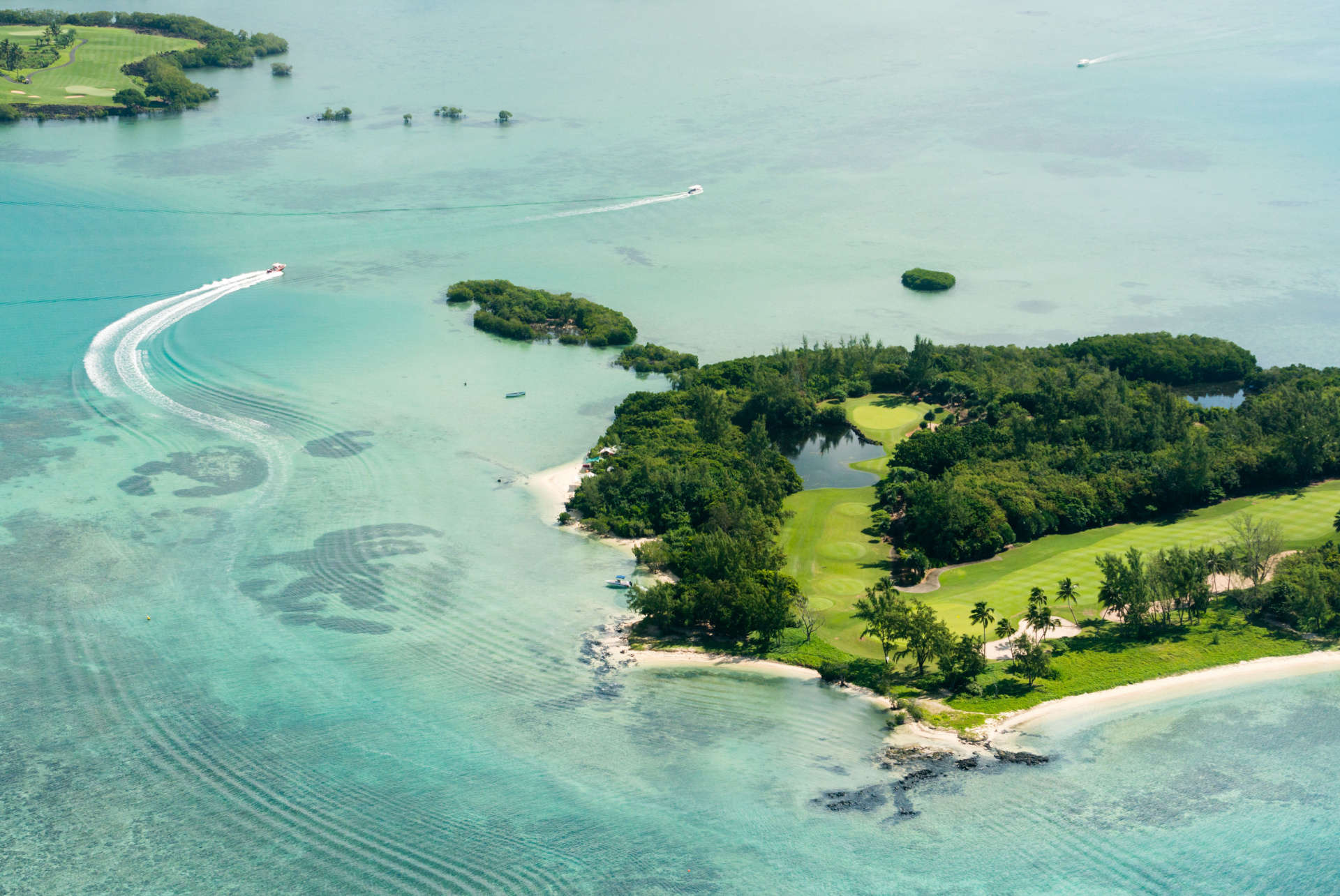 excursion grand baie ile aux cerfs excursion grand baie ile aux cerfs