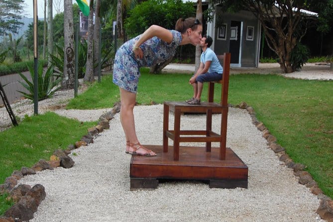 illusions coin curieux chamarel