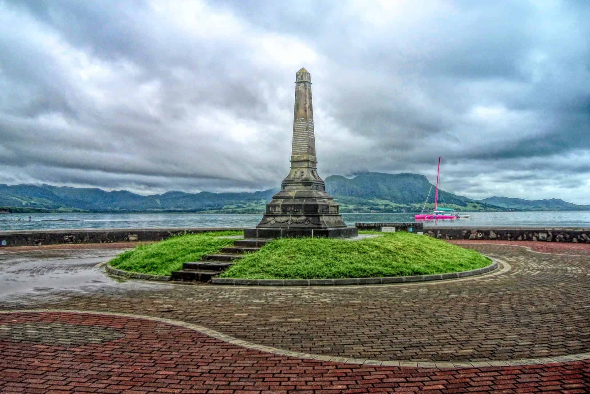 monument bataille du grand port maurice