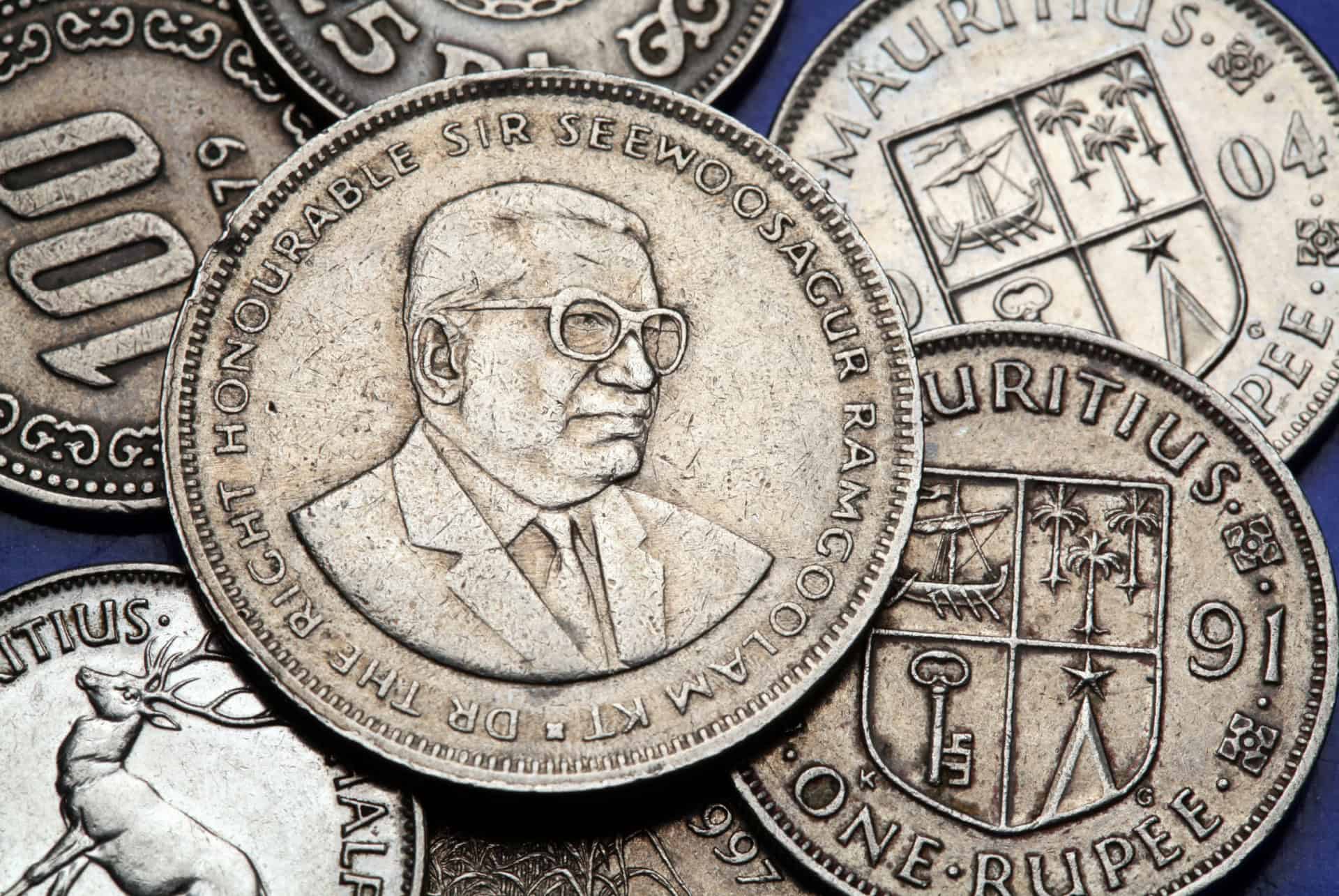 piece de monnaie mauricienne avec sir seewoosagur ramgoolam