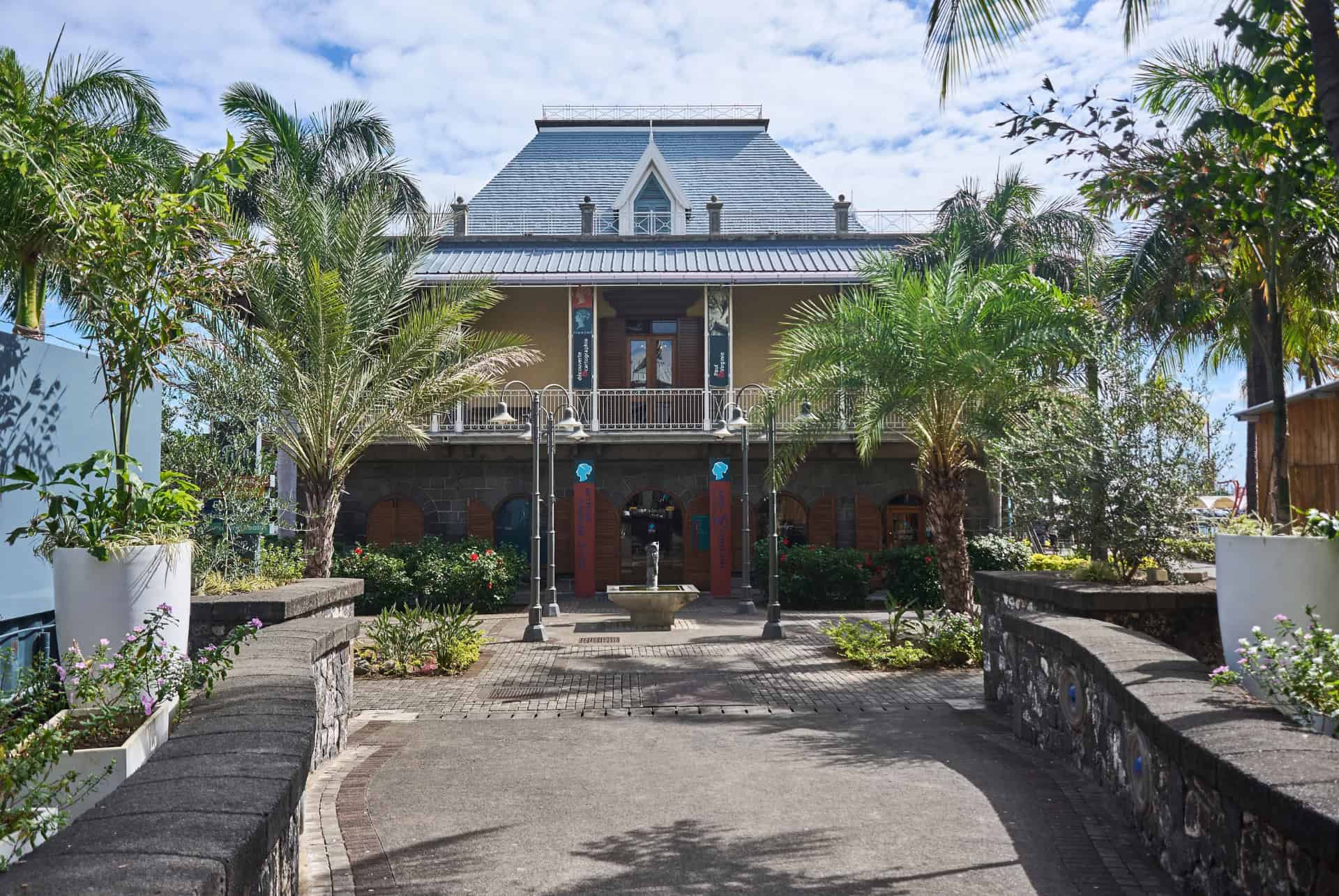 blue penny museum